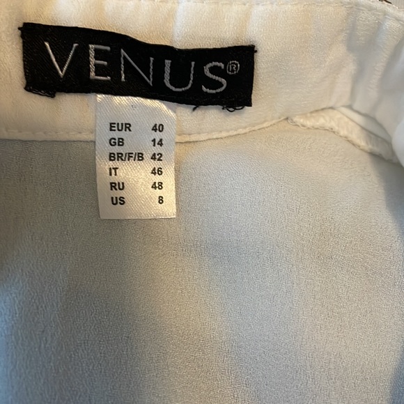 Venus white skort with gold beading down the front - Picture 5 of 5